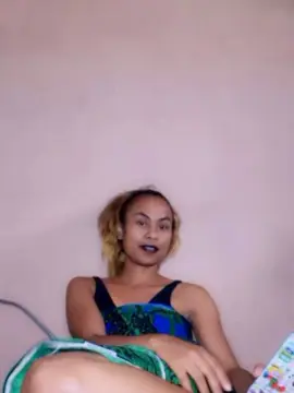 Cam4 Private Sex Chat of Dinah974