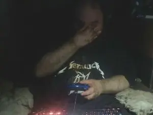 Cam4 Watch Live Sex Cams of HairyHulk