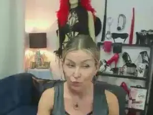 Cam4 Free Live Porn of crystal__xxx