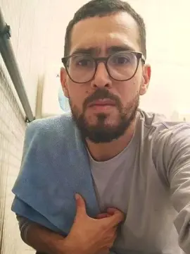 Cam4 Live Sex of HShotsmilegyn
