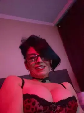 Cam4 Watch Live Sex Cams of Monttychilena