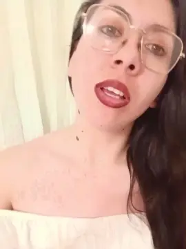 Cam4 Sex Chat of Mia_essence24