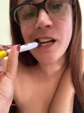 Cam4 Best live sex cam show of Momy_hot