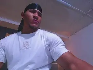 Cam4 Free Live Porn of teddyfit_19cm