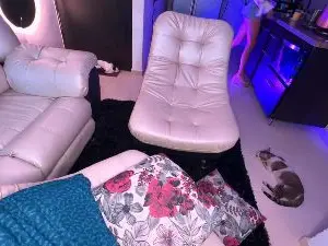 Cam4 Live Sex of fox_couple69