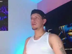 Cam4 Free Live Porn of kevin__fox_