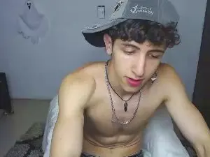 Cam4 Live Porn of Noah_sokolov_