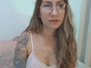 Cam4 Free Live Porn of BarbaraJack