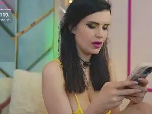 Cam4 Live Porn of BagiraMays