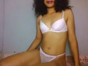 Cam4 Sex Chat of Alinesexee