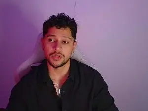 Cam4 Nude Webcam of dom_santiago31