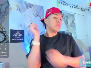 Cam4 Free Live Porn of Ryan_carter08