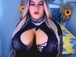Cam4 Free Live Porn of kamilabigcock