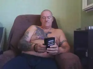 Cam4 Free Porn Cam of rogue47550