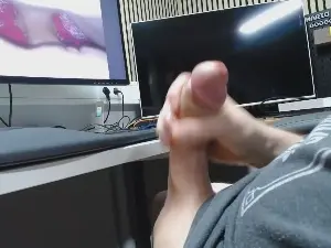 Cam4 Live Porn of boyxxxl