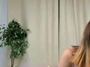 Cam4 Adult Video Chat of KiyokoBarraco