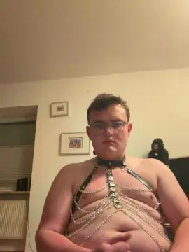 Cam4 Sex Chat of chubbyteen321