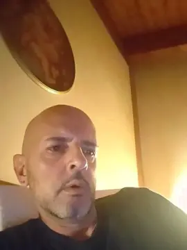 Cam4 Live Sex of CIONDOLONE82