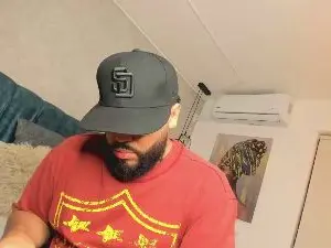 Cam4 Sex Chat of Hairy_and_dirty