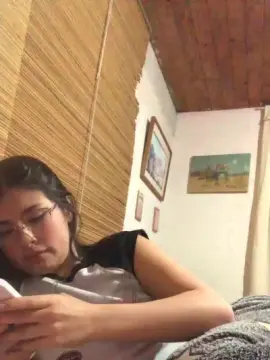 Cam4 Live Sex of lolapassi