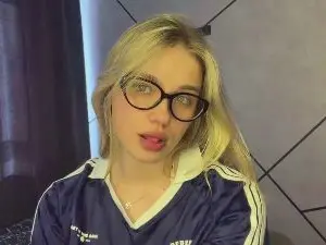 Cam4 Watch Live Sex Cams of LindseyWatah
