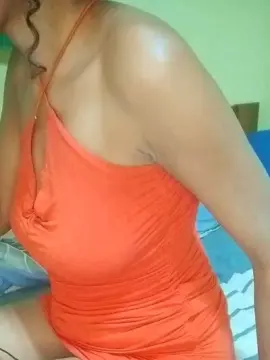Cam4 Watch Live Sex Cams of Loana007