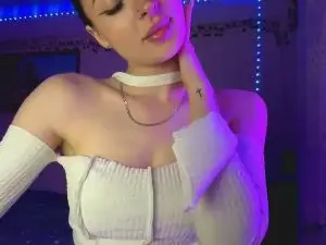 Cam4 Free Porn Cam of MarloMackeen