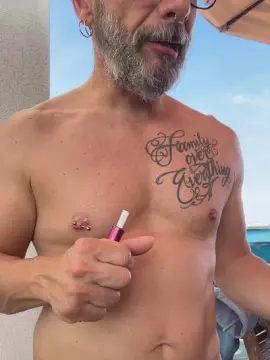 Cam4 Free Live Porn of boleyn78