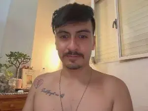 Cam4 Live Porn of alexxx_turco