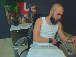Cam4 Adult Video Chat of OscarWills