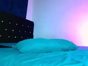 Cam4 Live Porn of Nicolle_2