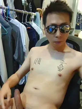 Cam4 Live Porn of suitsabidog