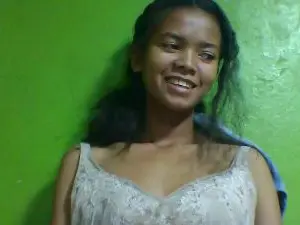 Cam4 Free Live Porn of ueschancheuse1