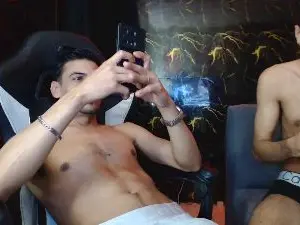 Cam4 Private Sex Chat of masterandtwink