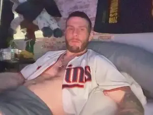 Cam4 Live Porn of reallygoated95