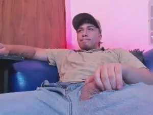 Cam4 Private Sex Chat of Oilmen22