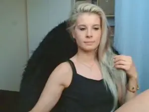 Cam4 Adult Video Chat of KristineSensual
