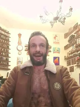 Cam4 Free Live Porn of Misterhaifa20