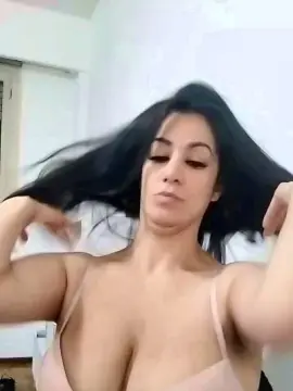 Cam4 Live Porn of Miquilu04