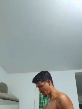 Cam4 Sex Chat of Levi_Henrique