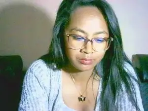Cam4 Adult Webcam of Yummy_sitraka