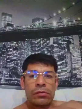 Cam4 Watch Live Sex Cams of Leonsalvajexxx