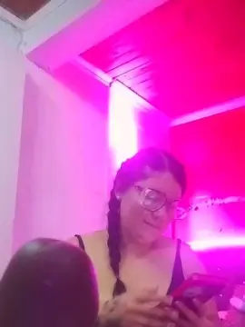 Cam4 Adult Video Chat of miichellemalv