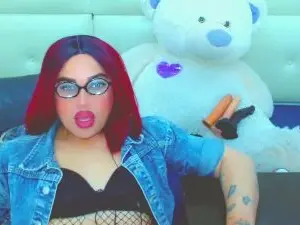 Cam4 Live Sex of LilieRousse