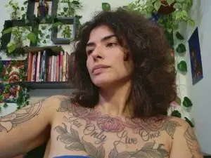 Cam4 Private Sex Chat of talimajesty