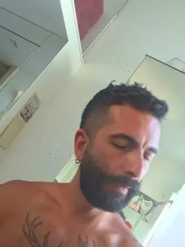 Cam4 Live Sex Cam of Alessio90italy