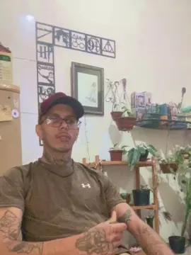 Cam4 Watch Live Sex Cams of Klinger30