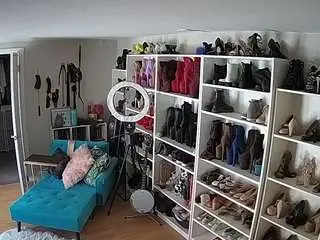 Camsoda Live Sex Cam of voyeurcam-missoliviablack-03
