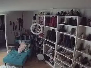 Camsoda Free Porn Cam of voyeurcam-missoliviablack-03