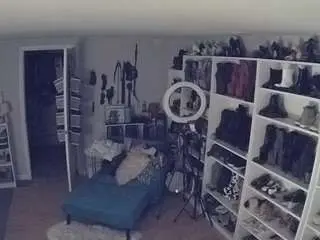 Camsoda Free Live Porn of voyeurcam-missoliviablack-03